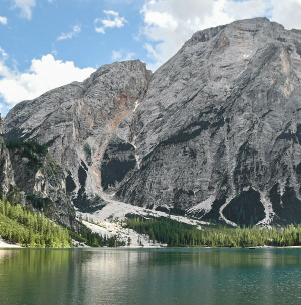 Lago-di-Braie-4-5-sur-1-600x608  